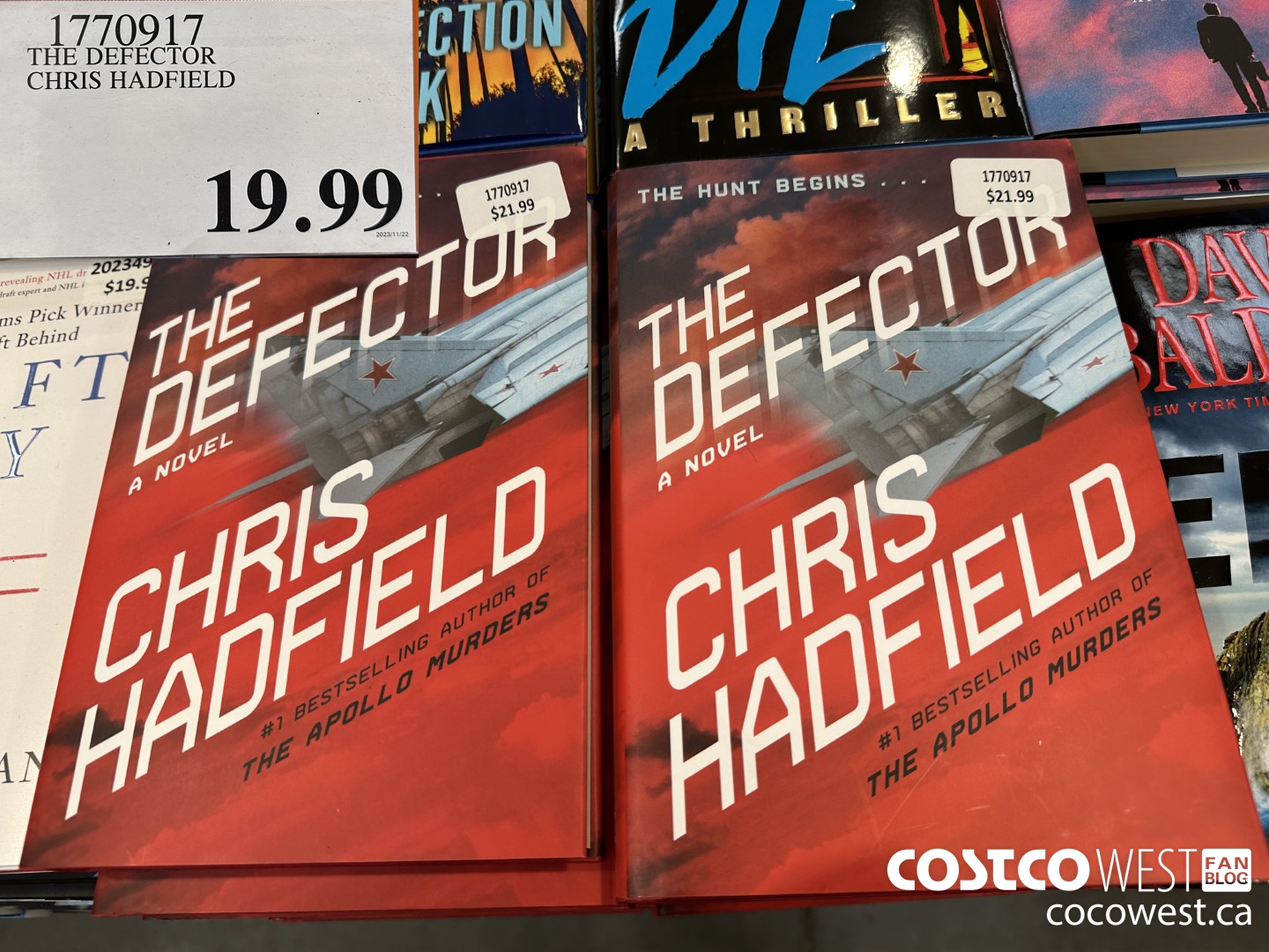 1770917 THE DEFECTOR CHRIS HADFIELD $19.99