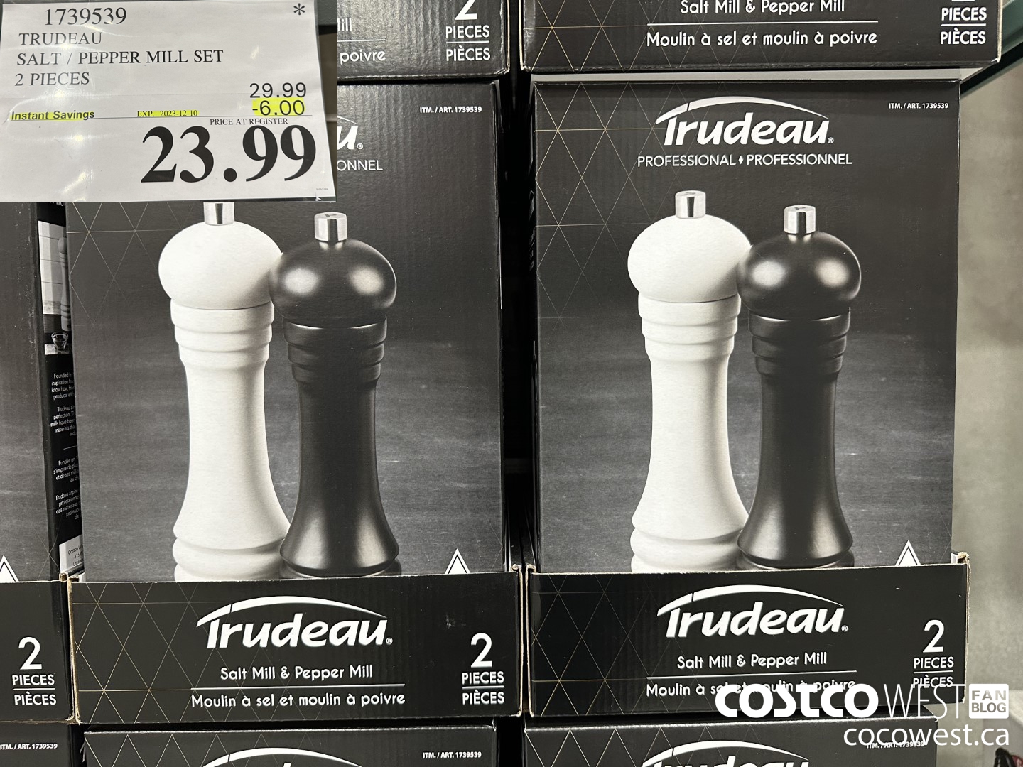 1739539 TRUDEAU SALT/PEPPER MILL SET 2 PIECES ($6.00 INSTANT SAVINGS EXPIRES ON 2023-12-10) $23.99