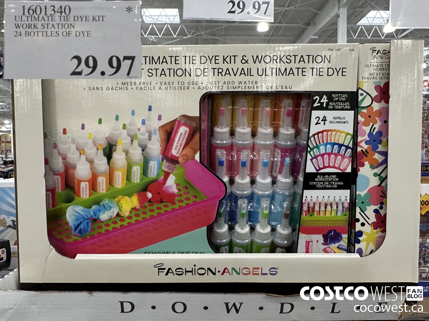 1601340 ULTIMATE TIE DYE KIT WORK STATION 24 BOTTLES OF DYE $29.97