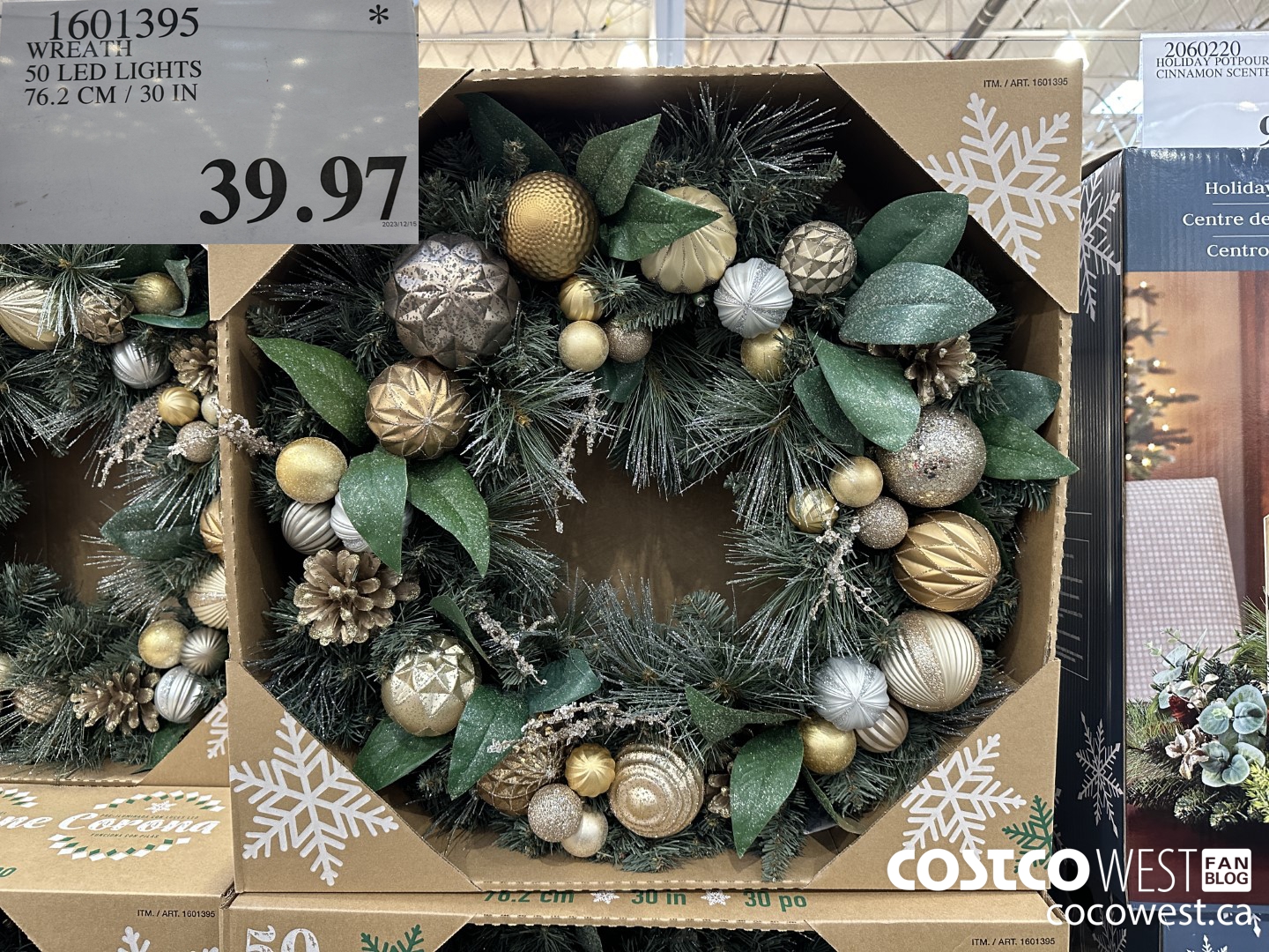 1601395 WREATH 50 LED LIGHTS 76.2 CM / 30 IN $39.97