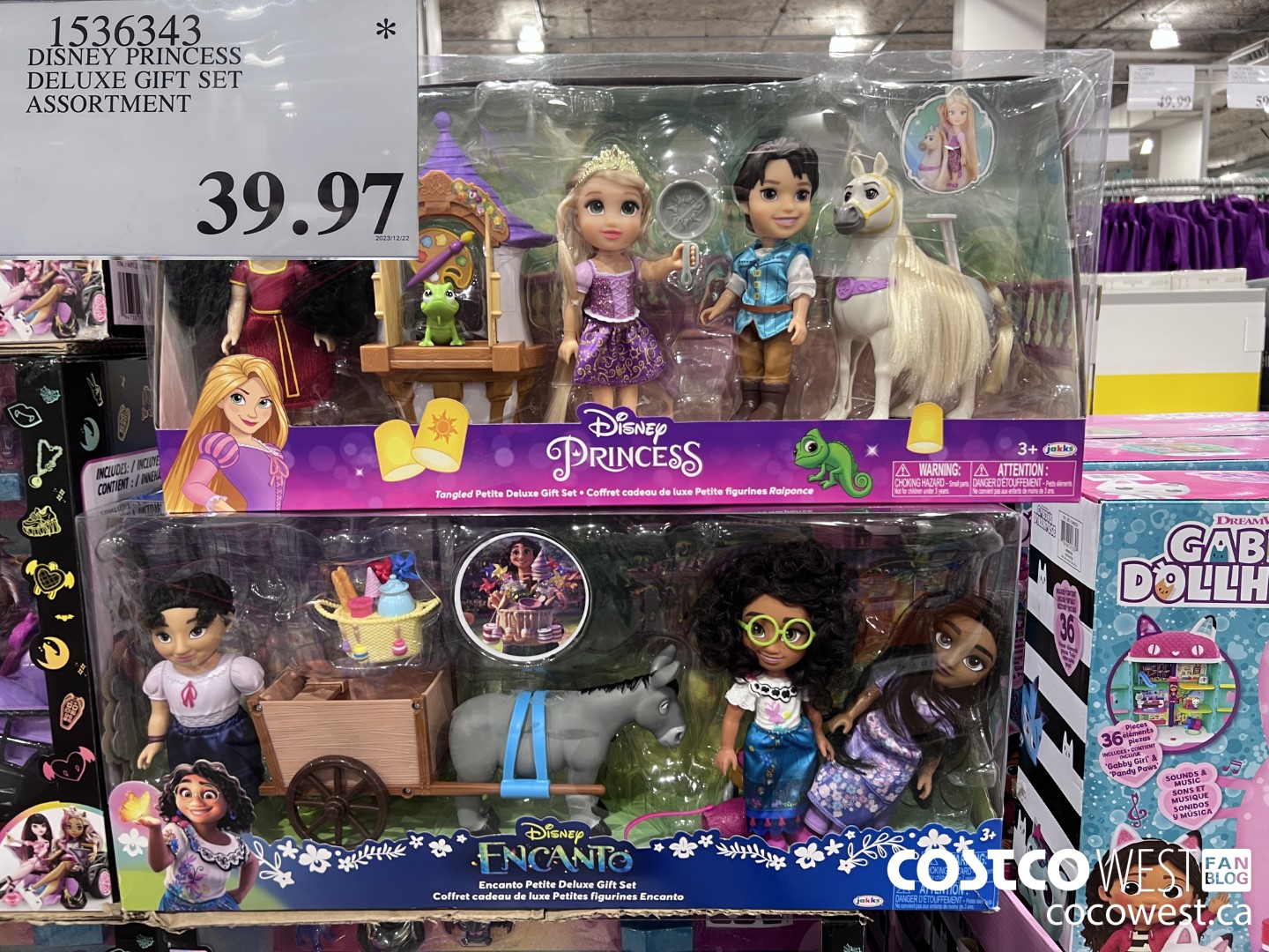 1536343 DISNEY PRINCESS DELUXE GIFT SET ASSORTMENT  $39.97