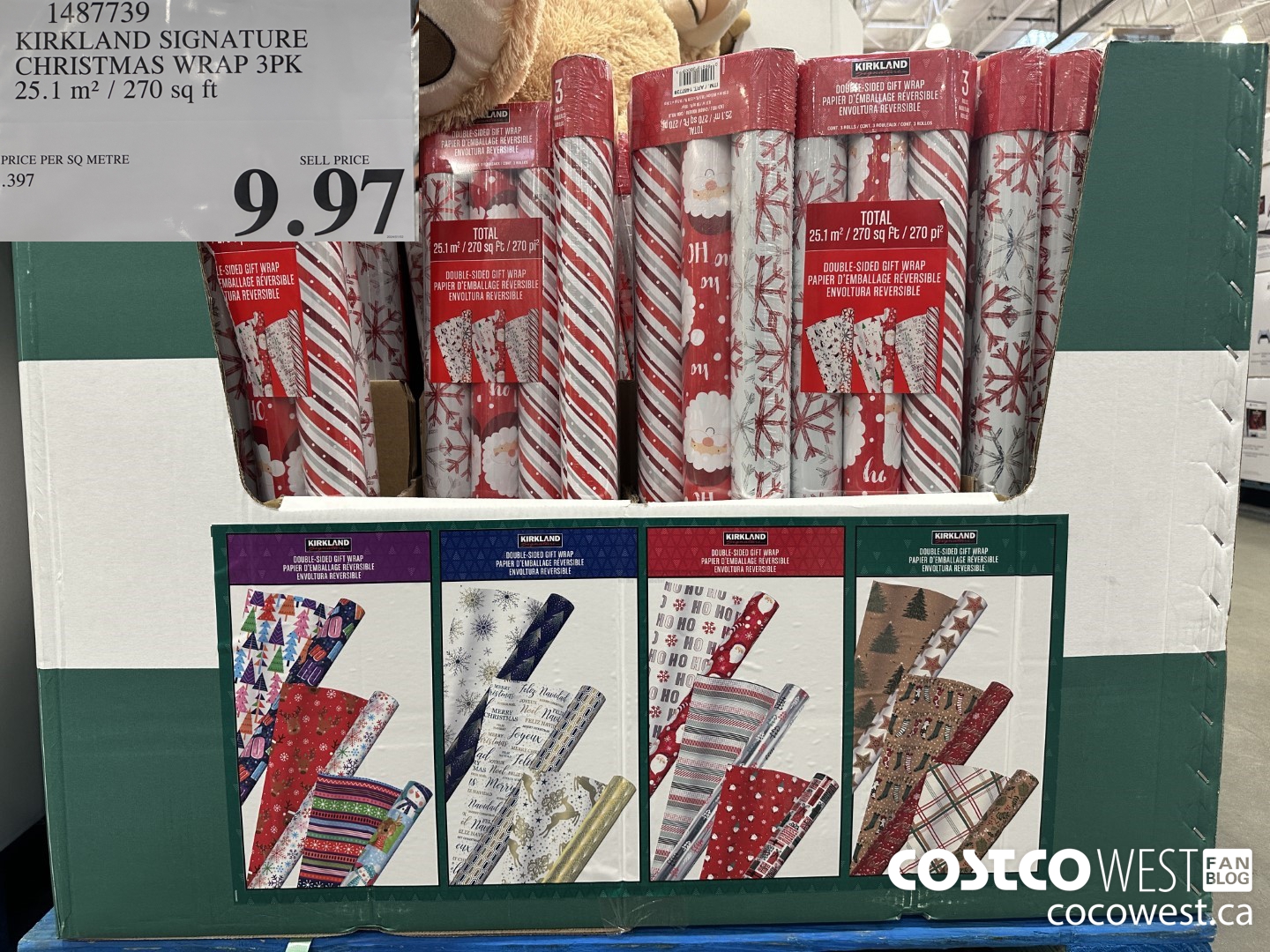 1487739 KIRKLAND SIGNATURE CHRISTMAS WRAP 3PK 25.1 M2 / 270 SQ FT $9.97