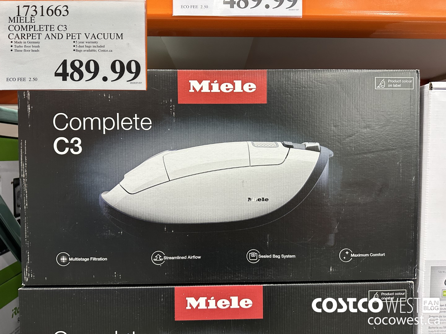 1731663 MIELE COMPLETE C3 CARPET AND PET VACUUM $489.99