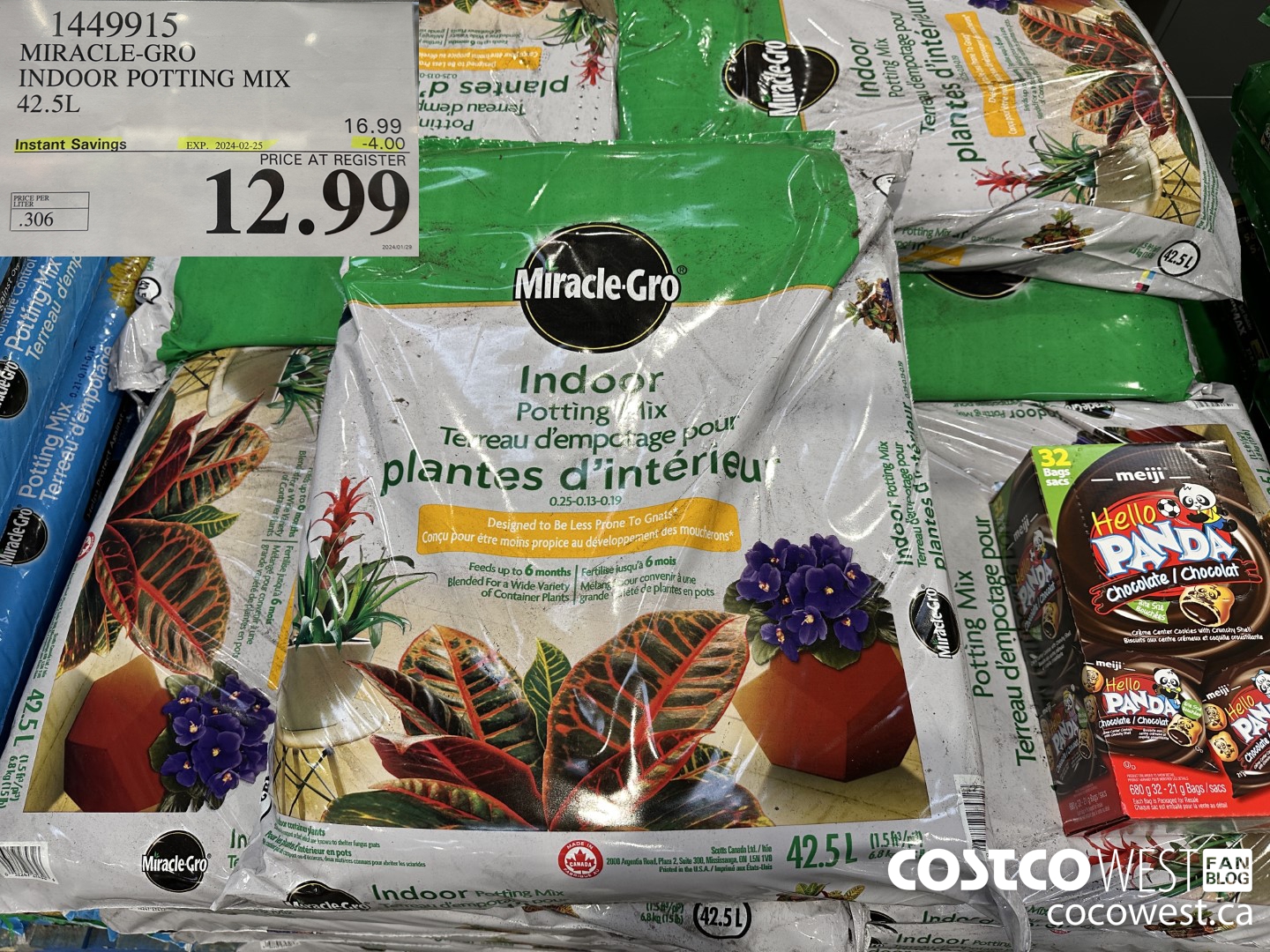 1449915 MIRACLE-GRO INDOOR POTTING MIX 42.5L ($4.00 INSTANT SAVINGS EXPIRES ON 2024-02-25) $12.99