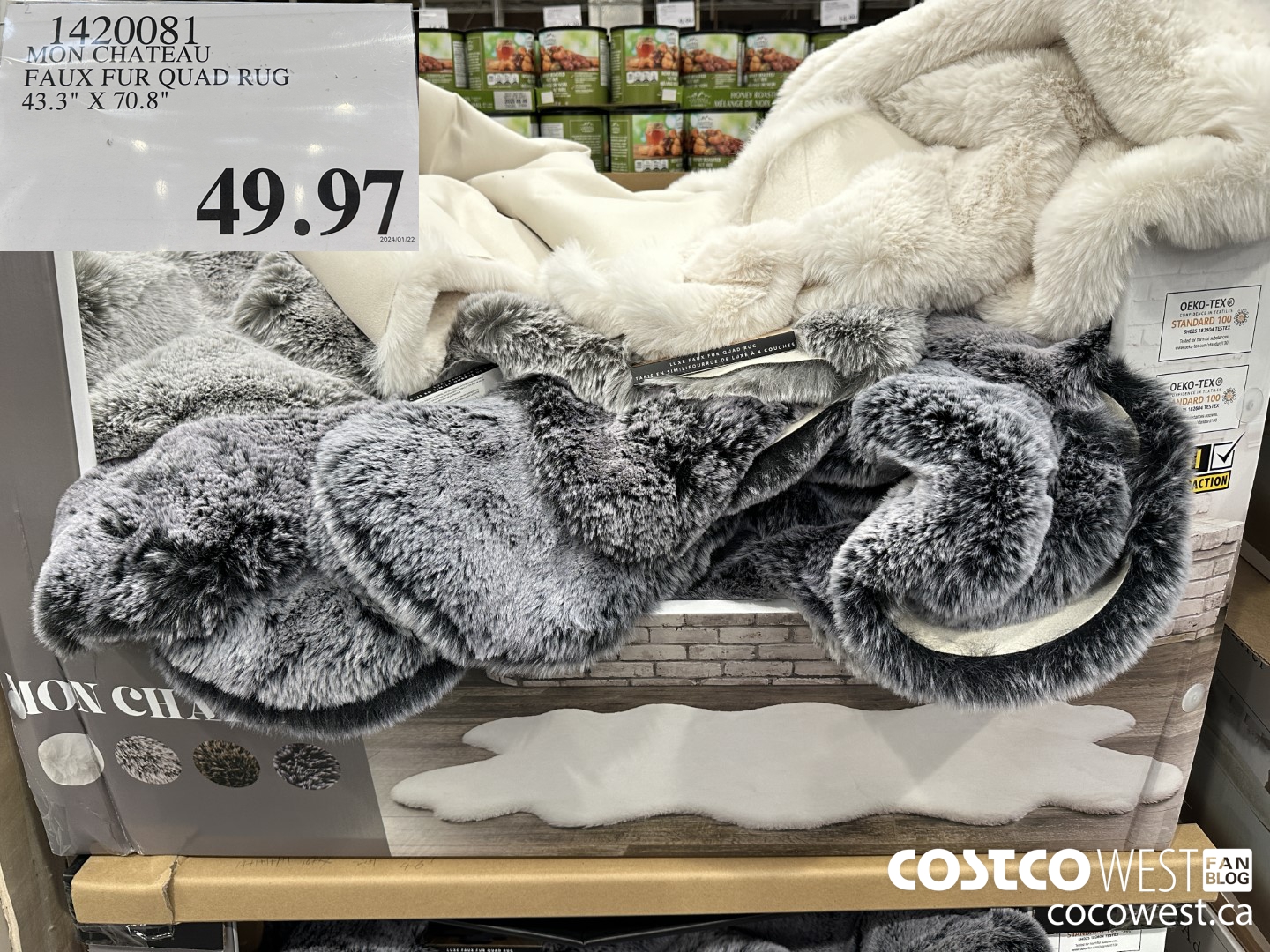 1420081 MON CHATEAU FAUX FUR QUAD RUG 43.3