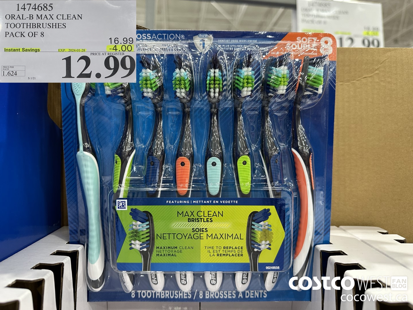 1474685 ORAL-B MAX CLEAN TOOTHBRUSHES PACK OF 8 ($4.00 INSTANT SAVINGS EXPIRES ON 2024-01-28) $12.99