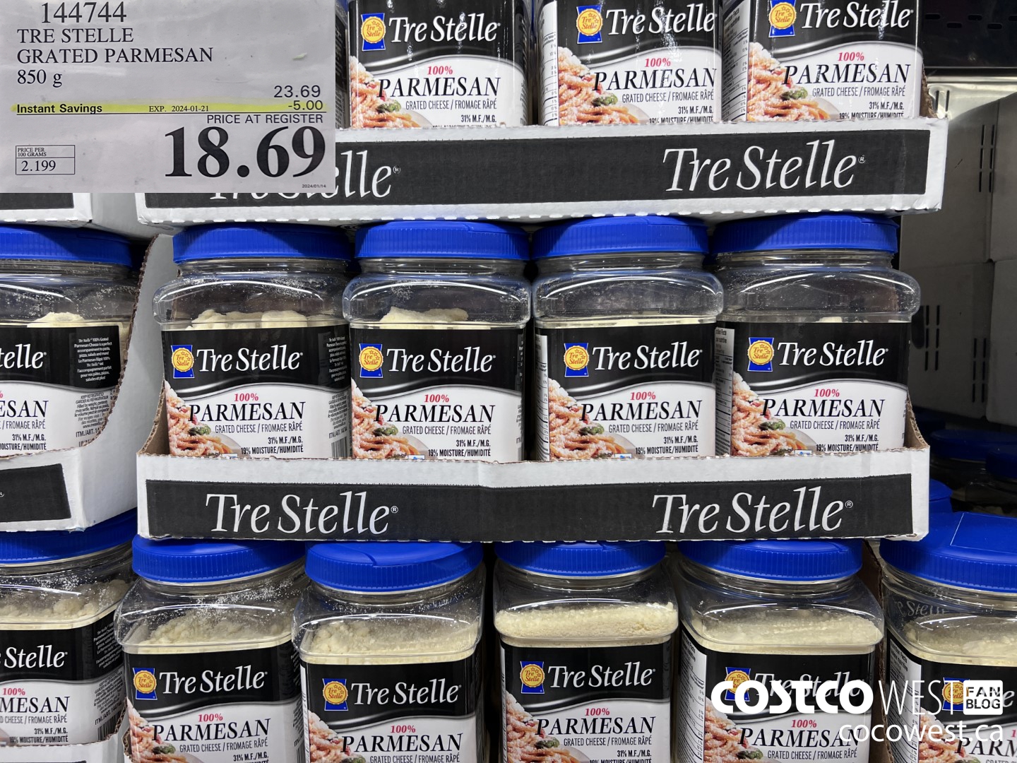 144744 TRE STELLE GRATED PARMESAN 850 g ($5.00 INSTANT SAVINGS EXPIRES ON 2024-01-21) $18.69