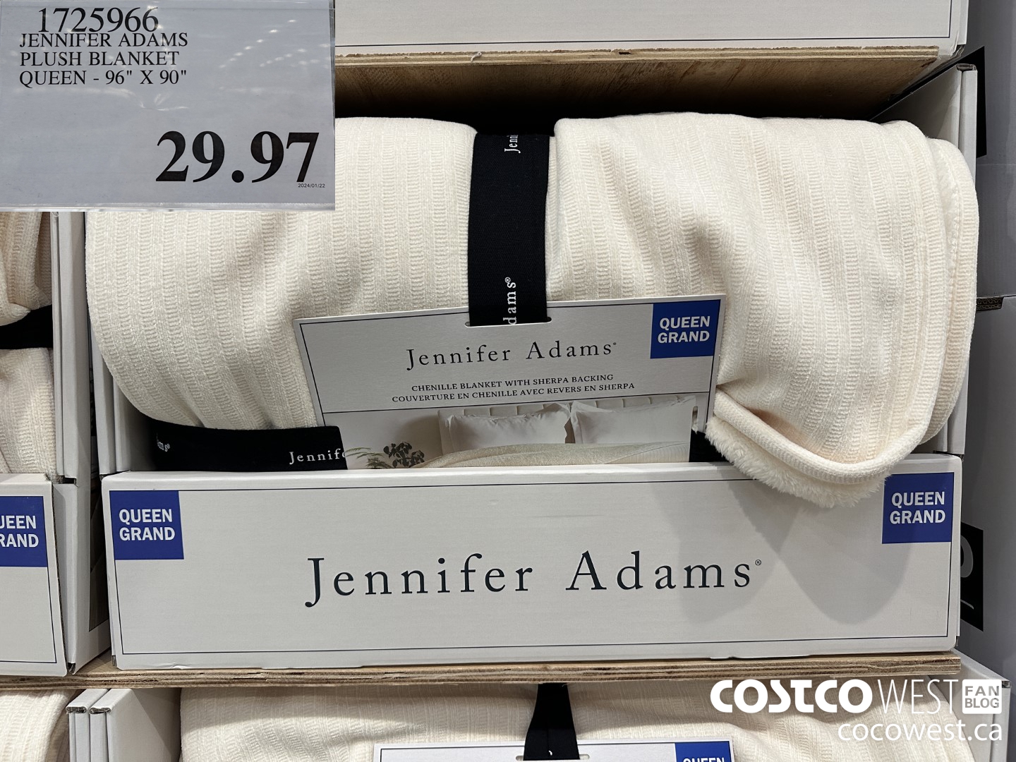 1725966 JENNIFER ADAMS PLUSH BLANKET QUEEN 96