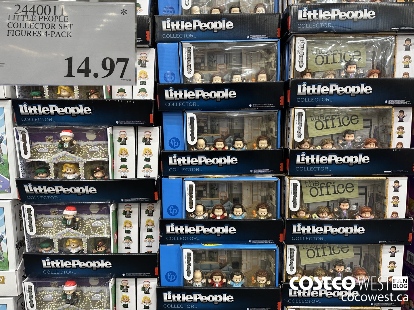 2440011 LITTLE PEOPLE COLLECTOR SET FIGURES 4-PACK $14.97