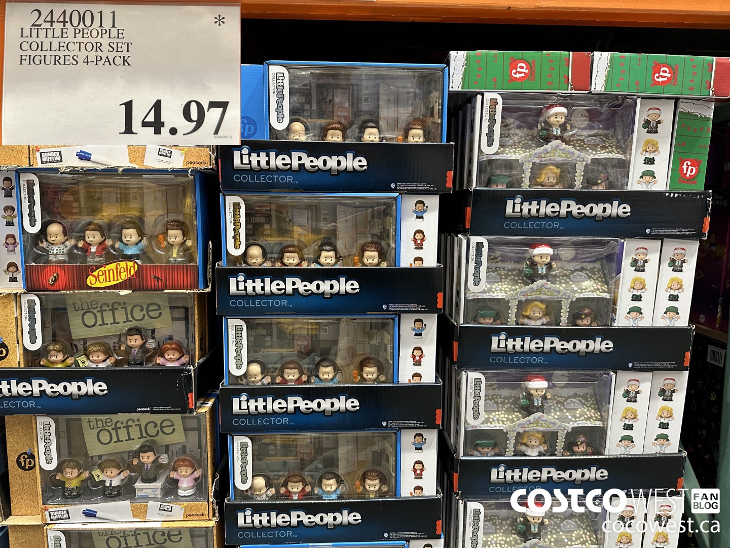 2440011 LITTLE PEOPLE COLLECTOR SET FIGURES 4-PACK $14.97