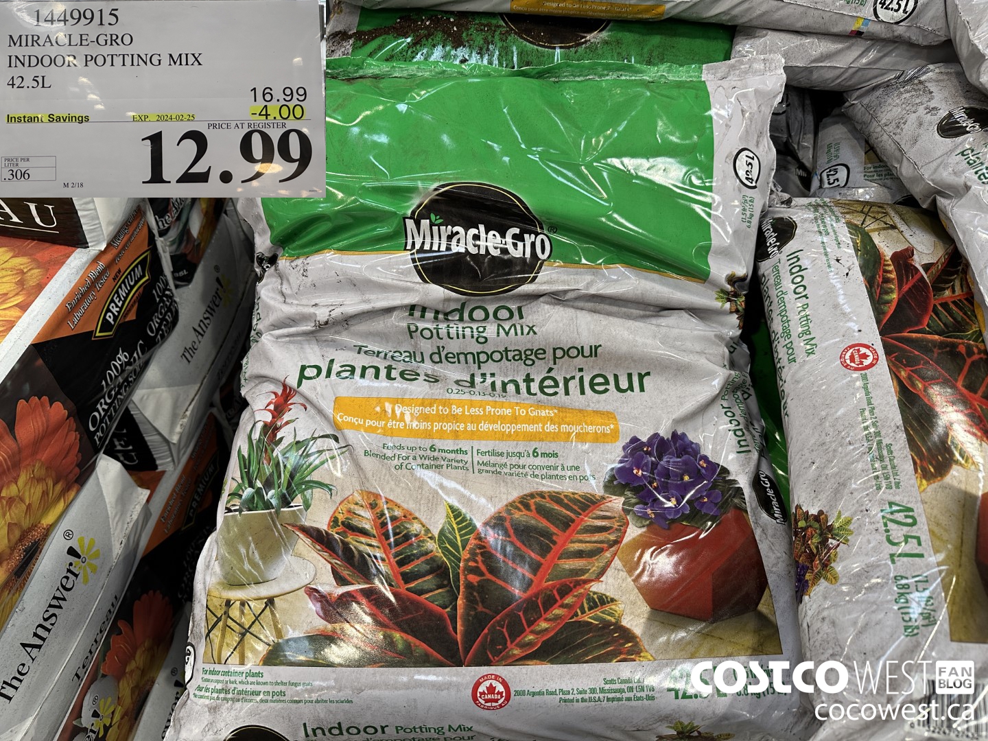 1449915 MIRACLE-GRO INDOOR POTTING MIX 42.5L ($4.00 INSTANT SAVINGS EXPIRES ON 2024-02-25) $12.99