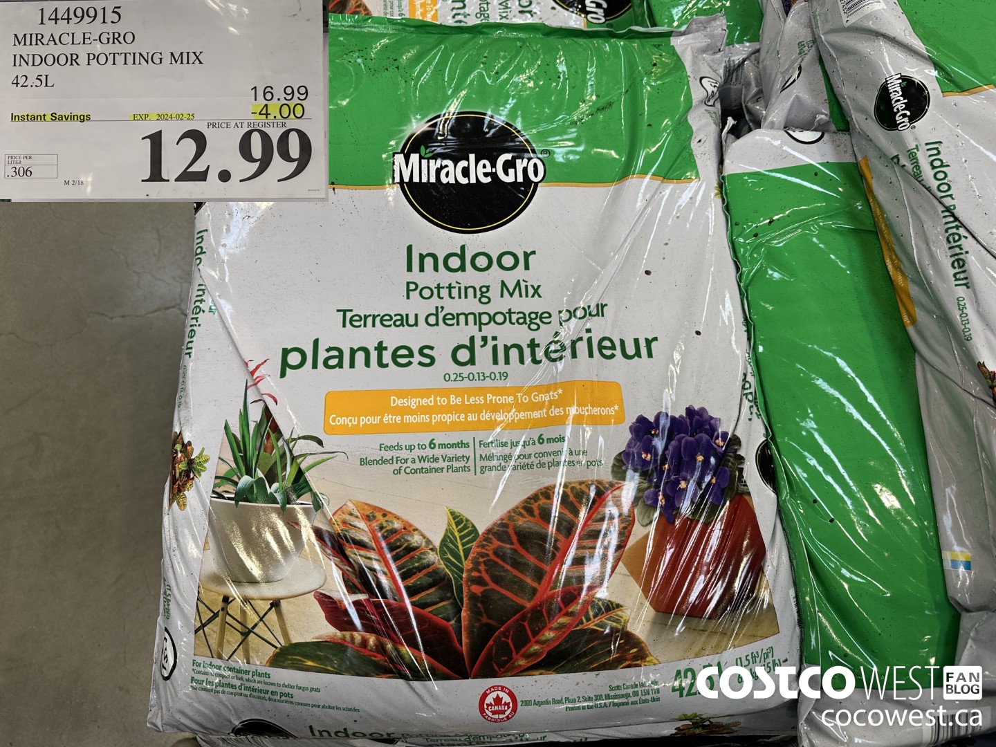 1449915 MIRACLE-GRO INDOOR POTTING MIX 42.5L ($4.00 INSTANT SAVINGS EXPIRES ON 2024-02-25) $12.99