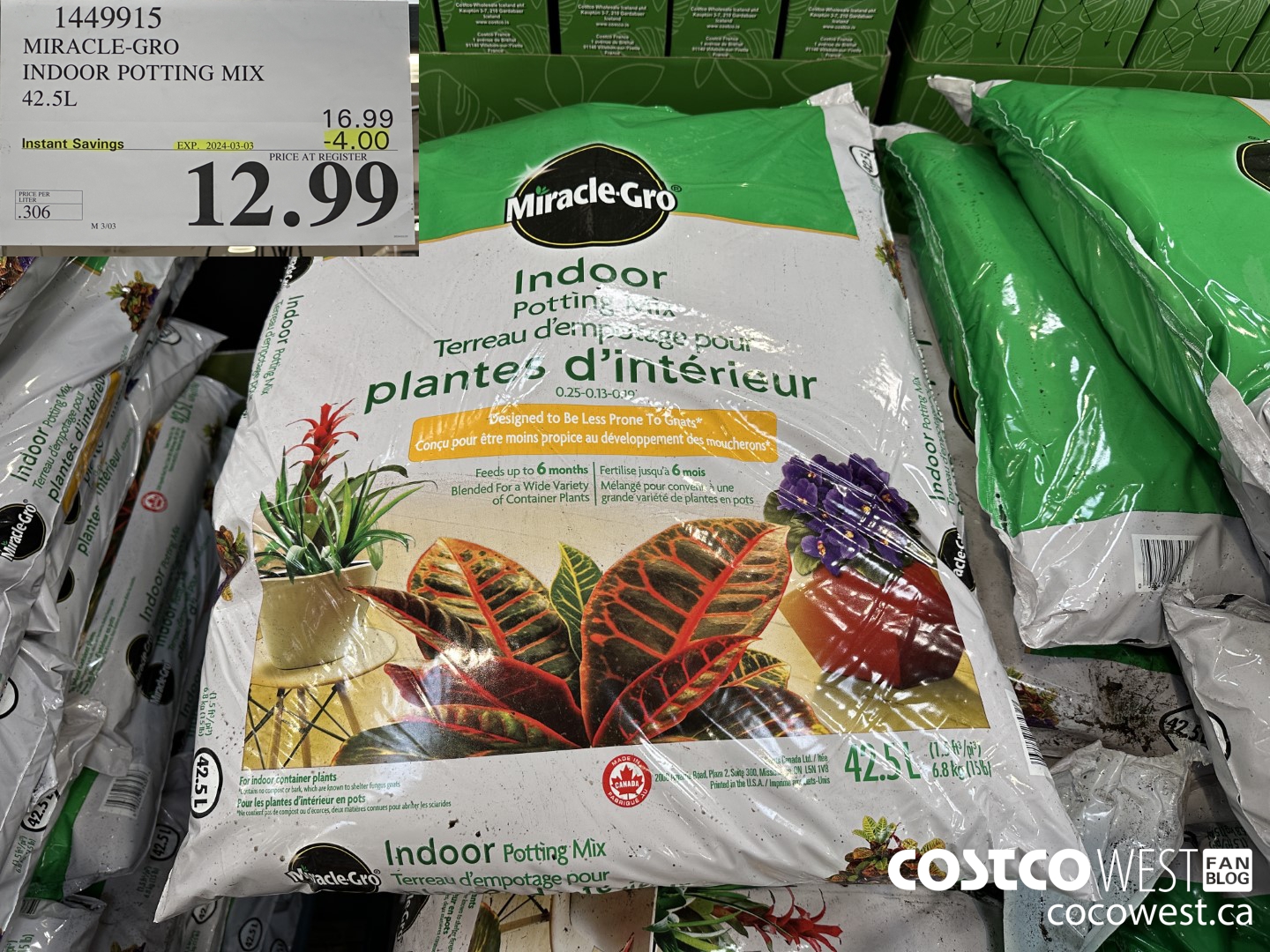 1449915 MIRACLE-GRO INDOOR POTTING MIX 42.5L ($4.00 INSTANT SAVINGS EXPIRES ON 2024-03-03) $12.99