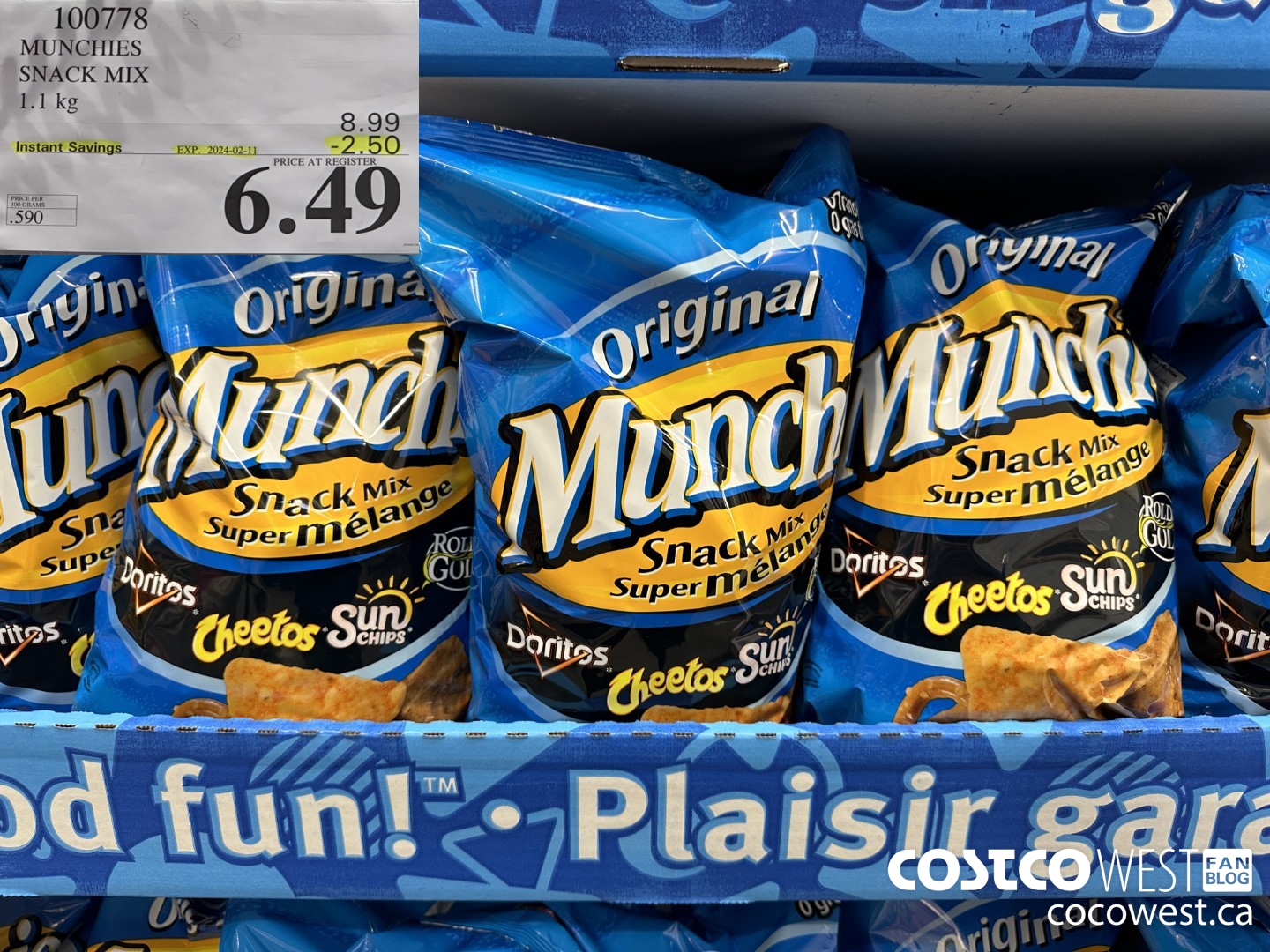 100778 MUNCHIES SNACK MIX 1.1 kg ($2.50 INSTANT SAVINGS EXPIRES ON 2024-02-11) $6.49