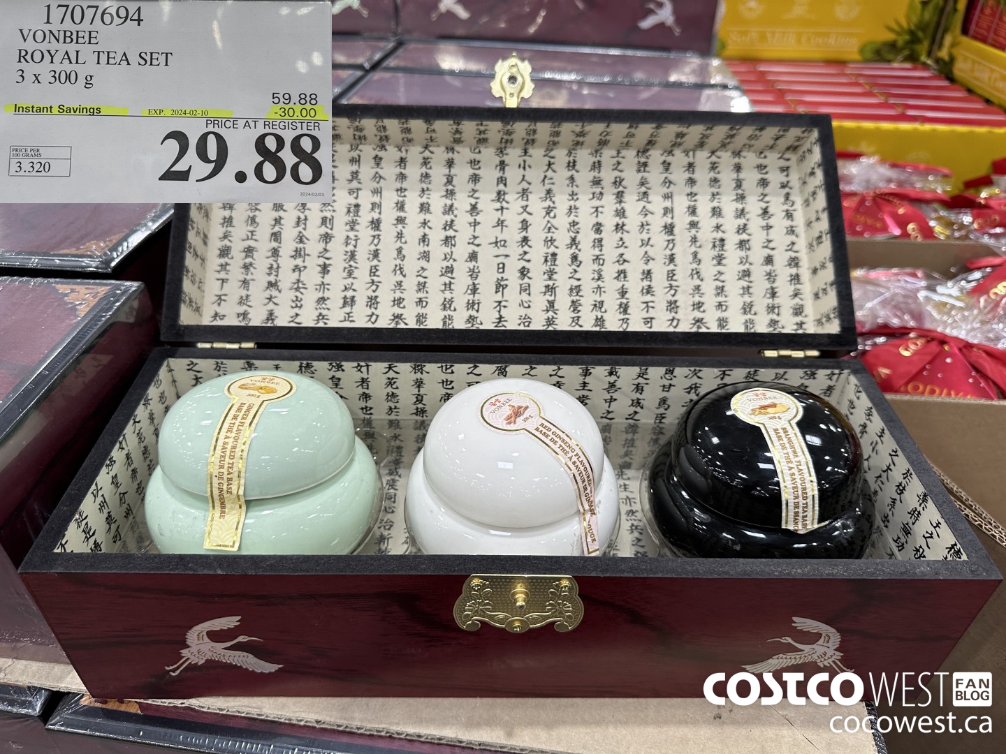 1707694 VONBEE ROYAL TEA SET 3 X 300G ($30.00 INSTANT SAVINGS EXPIRES ON 2024-02-10) $29.88