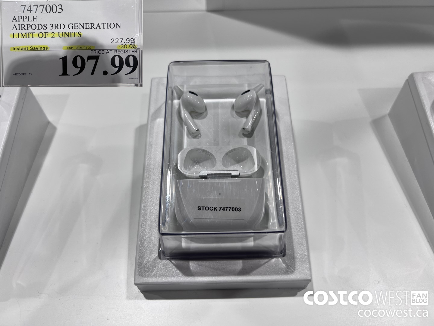 7477003 APPLE AIRPODS 3RD GENERATION ($30.00 INSTANT SAVINGS EXPIRES ON 2024-03-27) $197.99