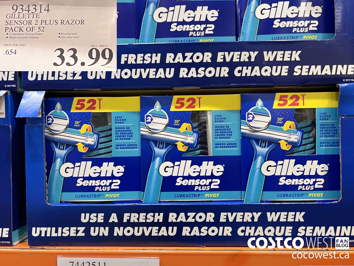 934314 GILLETTE SENSOR 2 PLUS DISPOSABLE RAZORS PACK OF 52 $33.99