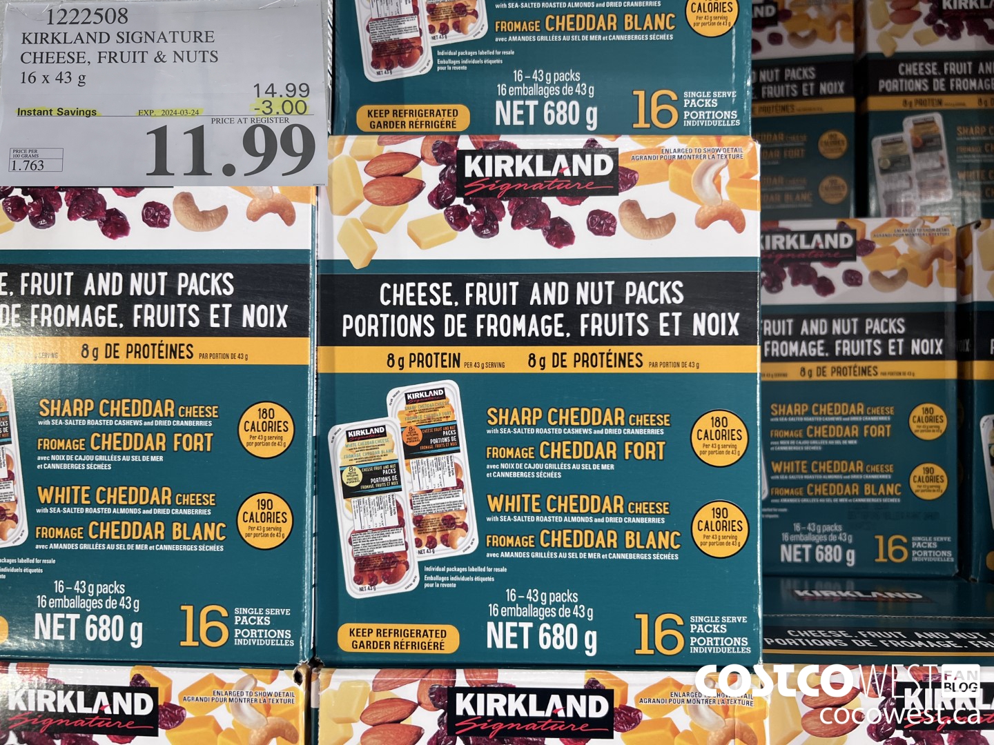1222508 KIRKLAND SIGNATURE CHEESE, FRUIT & NUT 16 X 43 g ($3.00 INSTANT SAVINGS EXPIRES ON 2024-03-24) $11.99