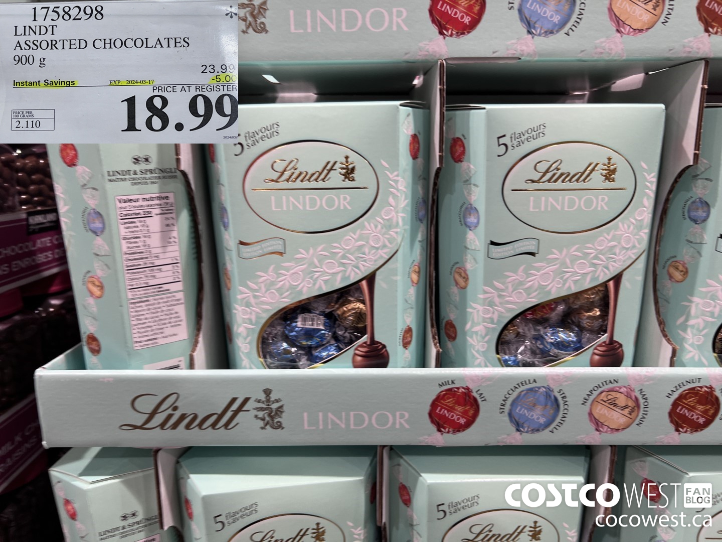 1758298 LINDT ASSORTED CHOCOLATES 900 G ($5.00 INSTANT SAVINGS EXPIRES ON 2024-03-17) $18.99