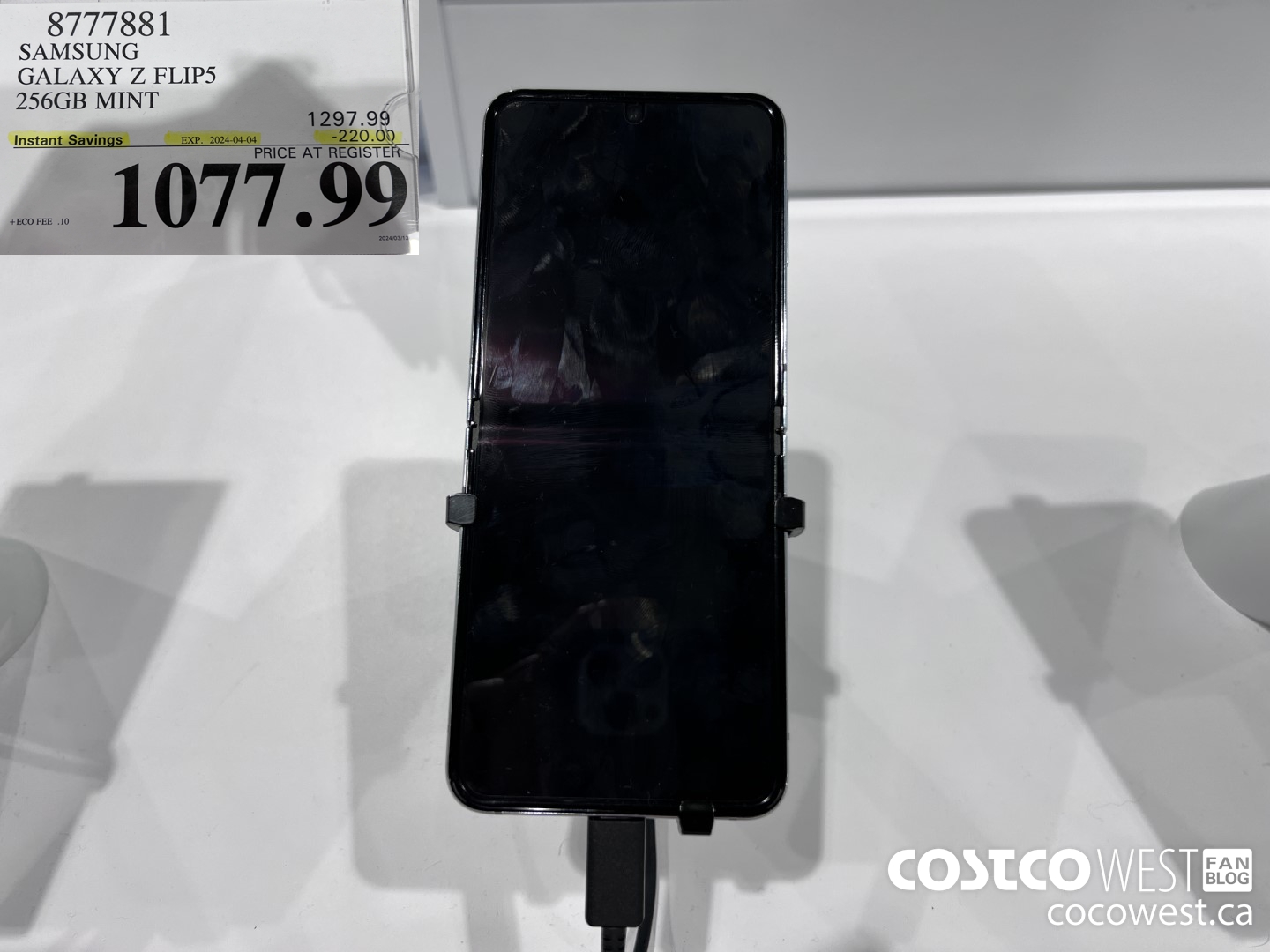 8777881 SAMSUNG GALAXY Z FLIP5 256GB MINT ($220.00 INSTANT SAVINGS EXPIRES ON 2024-04-04) $1077.99