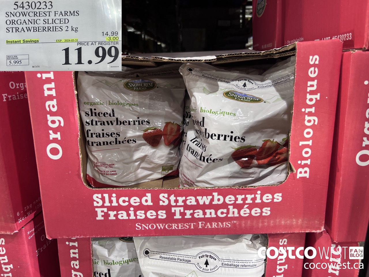 5430233 SNOWCREST ORGANIC SLICED STRAWBERRIES 2 kg ($3.00 INSTANT SAVINGS EXPIRES ON 2024-03-31) $11.99