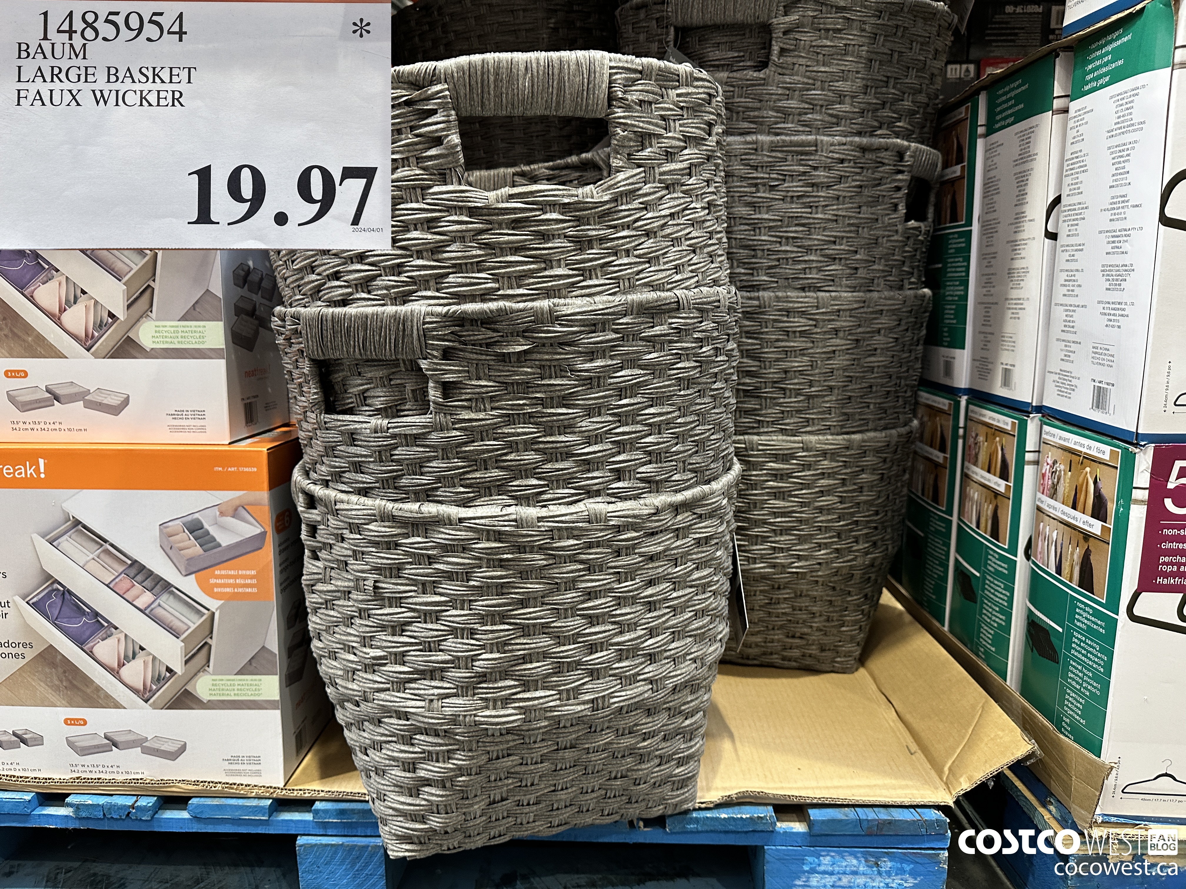 1485954 BAUM LARGE BASKET FAUX WICKER $19.97