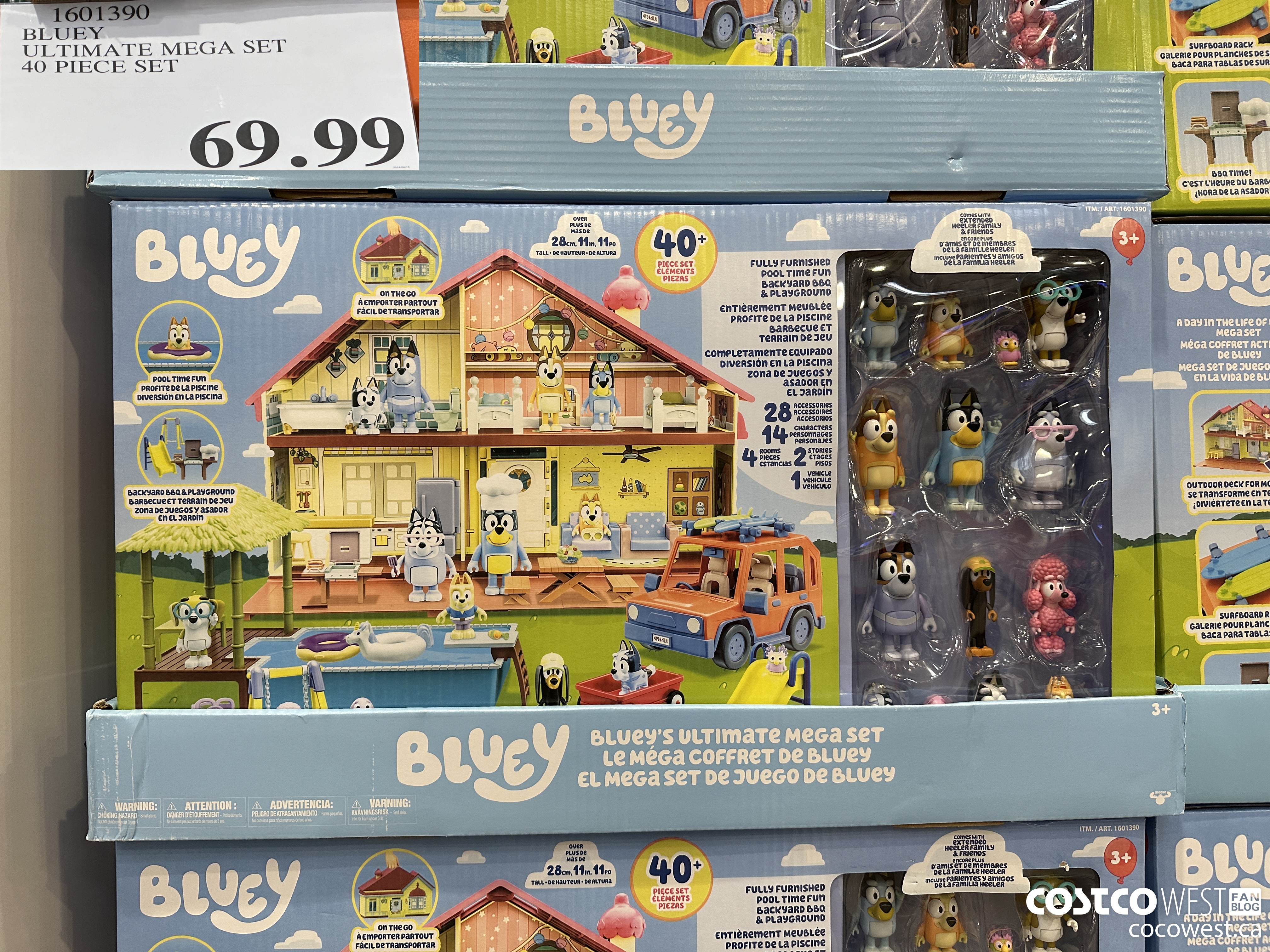 1601390 BLUEY ULTIMATE MEGA SET 40 PIECE SET $69.99