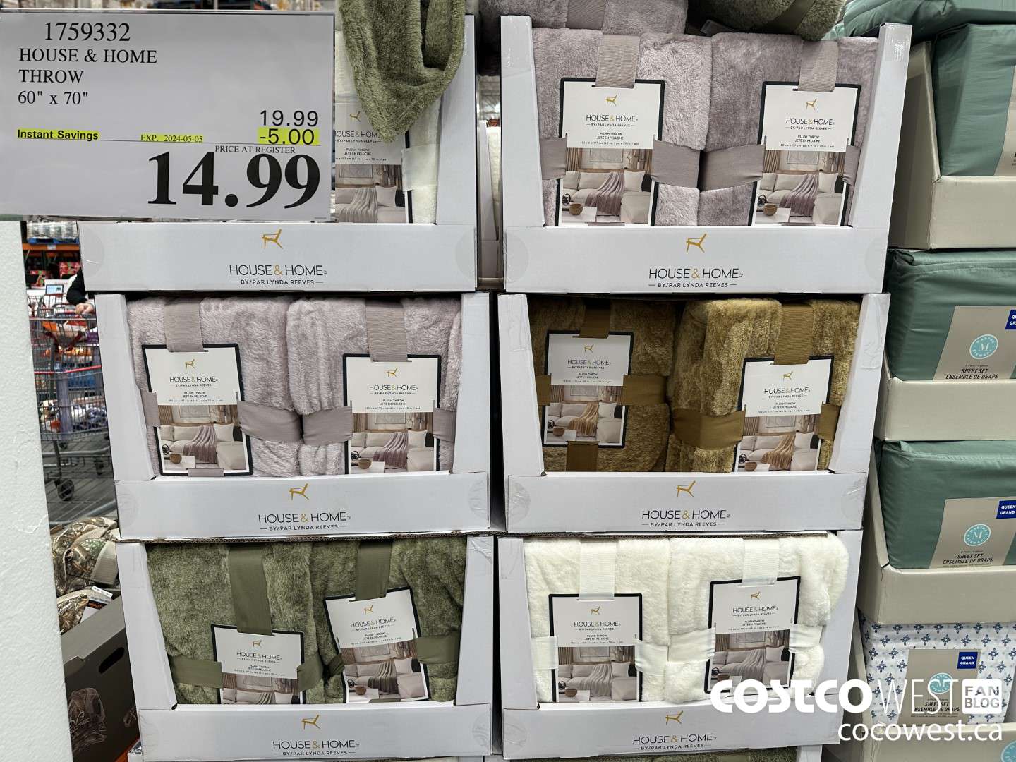 1759332 HOUSE AND HOME THROW 60