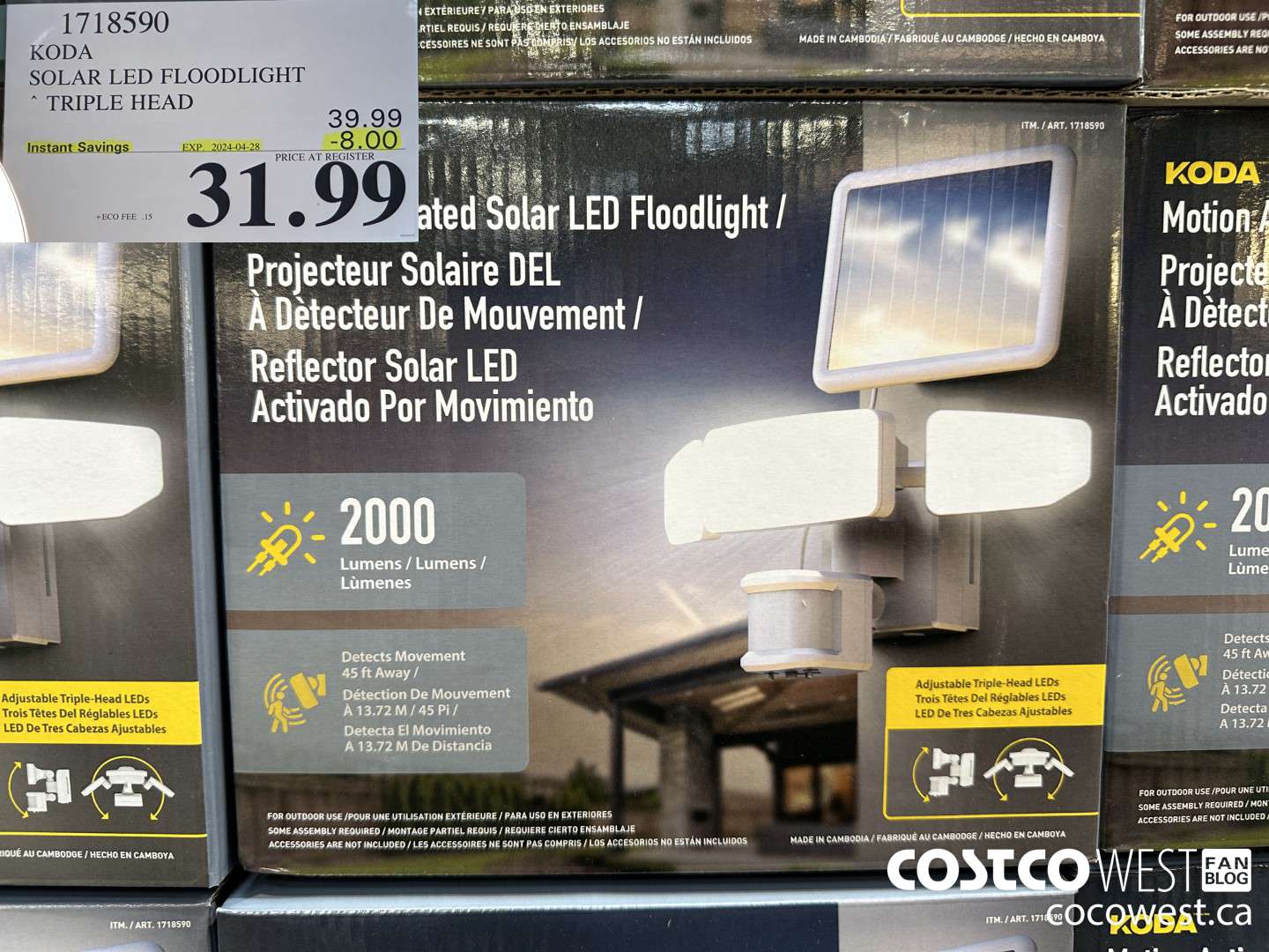 1718590 KODA SOLAR LED FLOODLIGHT TRIPLE HEAD ($8.00 INSTANT SAVINGS EXPIRES ON 2024-04-28) $31.99