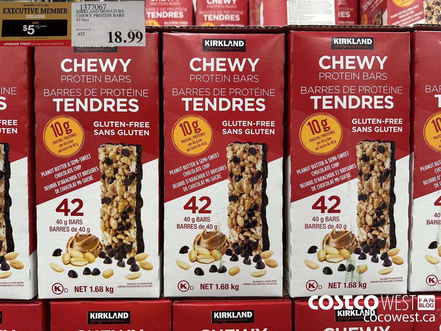 1377067 KIRKLAND SIGNATURE CHEWY PROTEIN BAR 1.68KG / 40G X 42 ($5.00 INSTANT SAVINGS EXPIRES ON 2024-05-19) $13.99