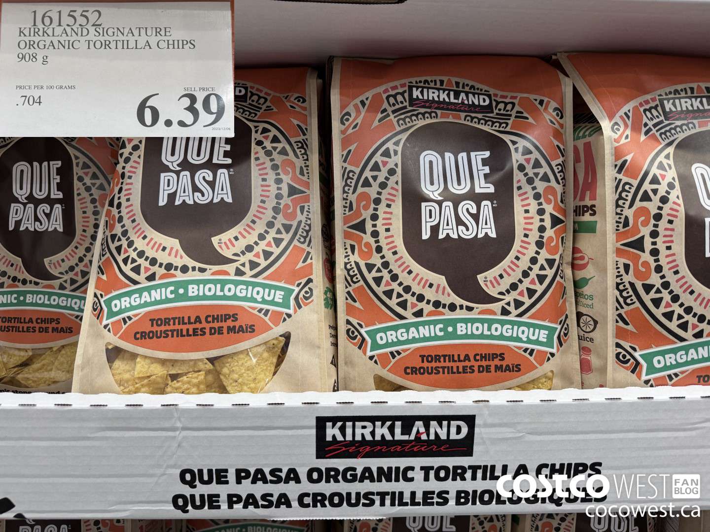 161552 KIRKLAND SIGNATURE ORGANIC TORTILLA CHIPS 908 G $6.39