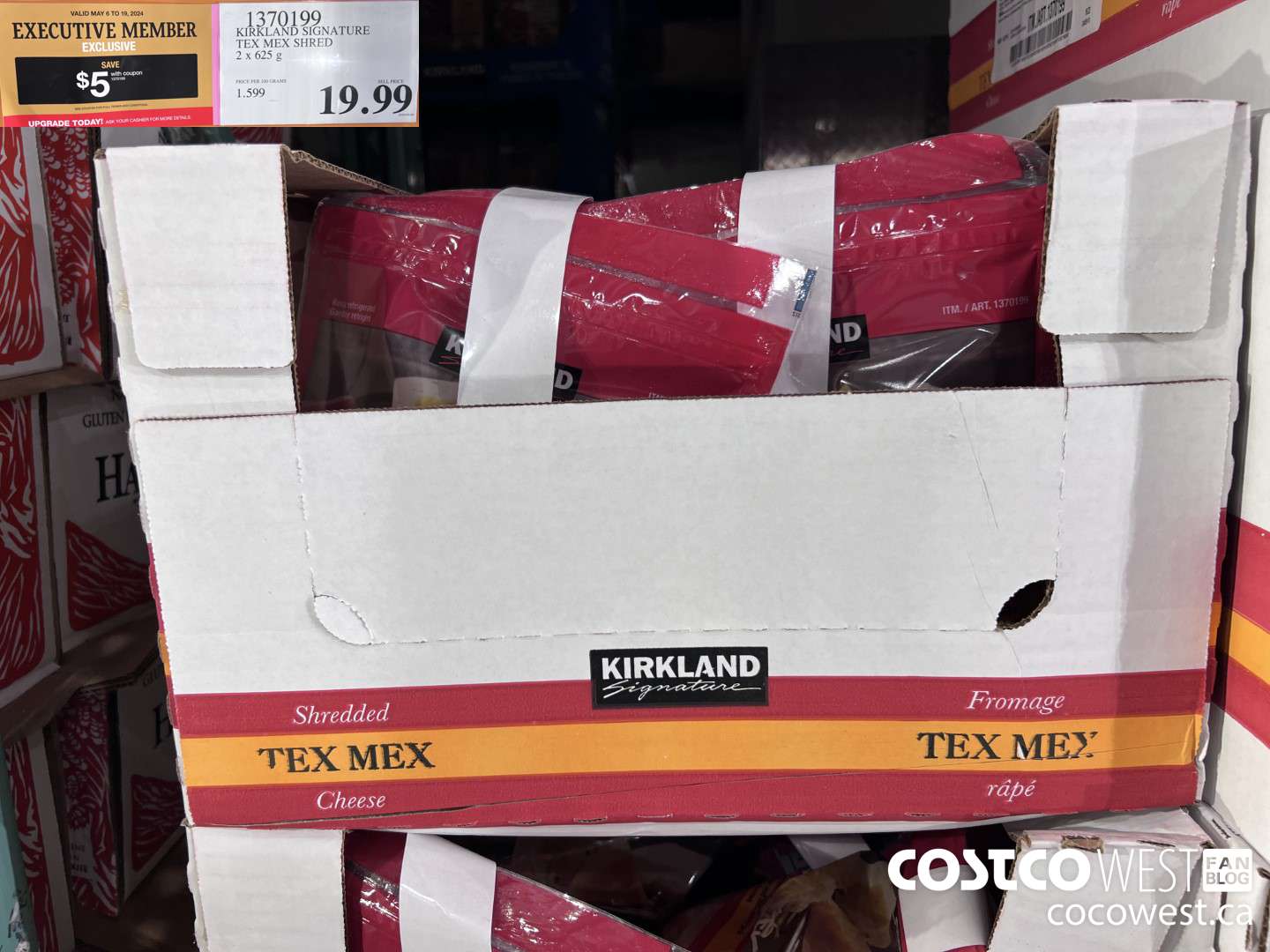 1370199 KIRKLAND SIGNATURE TEX MEX SHRED 2 x 625 g ($5.00 INSTANT SAVINGS EXPIRES ON 2024-05-19) $14.99