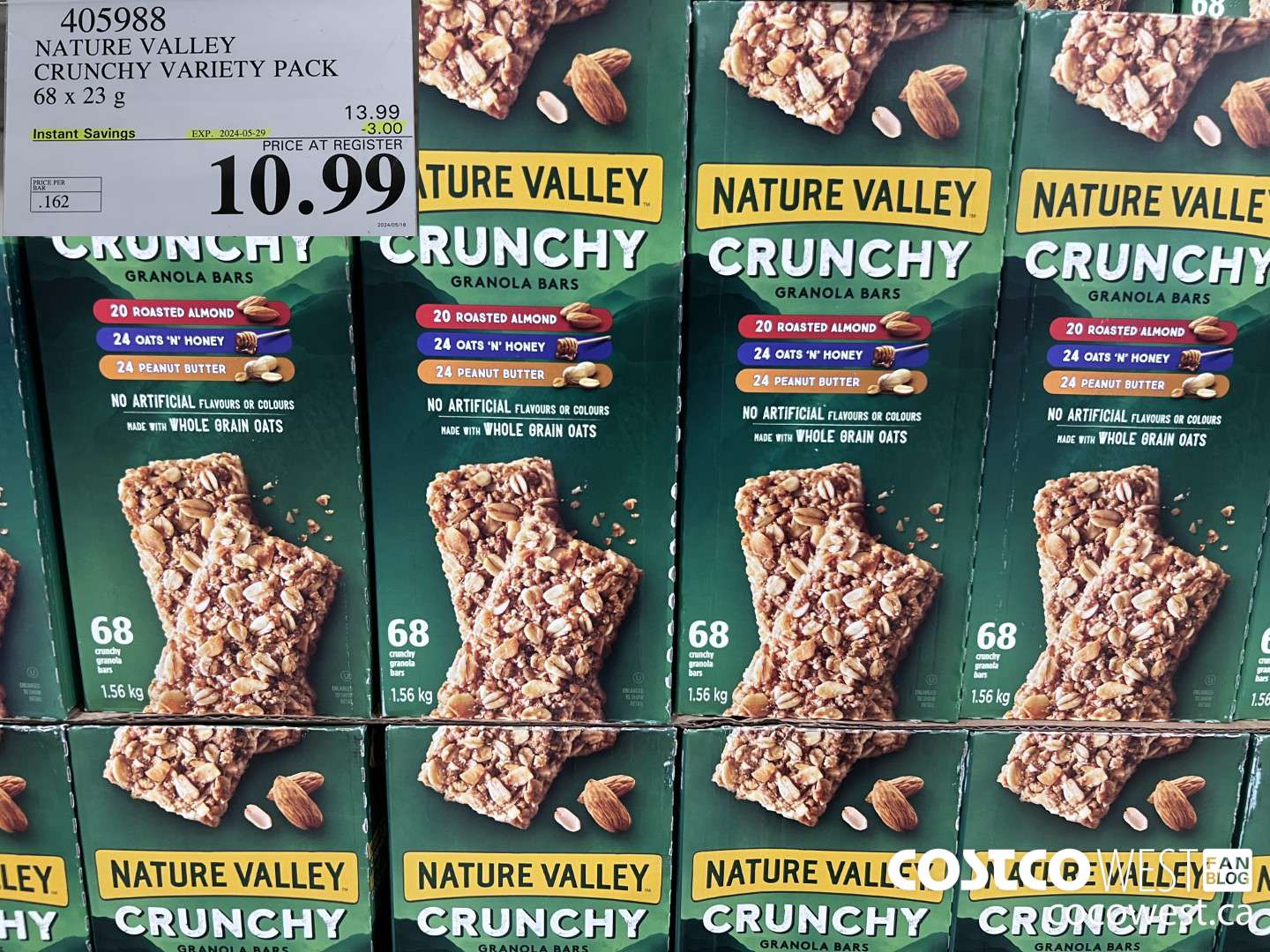 405988 NATURE VALLEY CRUNCHY VARIETY PACK OF 68 X 23 G ($3.00 INSTANT SAVINGS EXPIRES ON 2024-05-29) $10.99