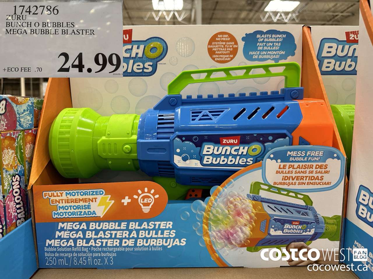 1742786 ZURU BUNCH O BUBBLES MEGA BUBBLE BLASTER $24.99