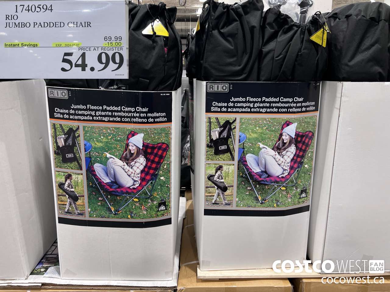 1740594 RIO JUMBO PADDED CHAIR ($15.00 INSTANT SAVINGS EXPIRES ON 2024-07-07) $54.99