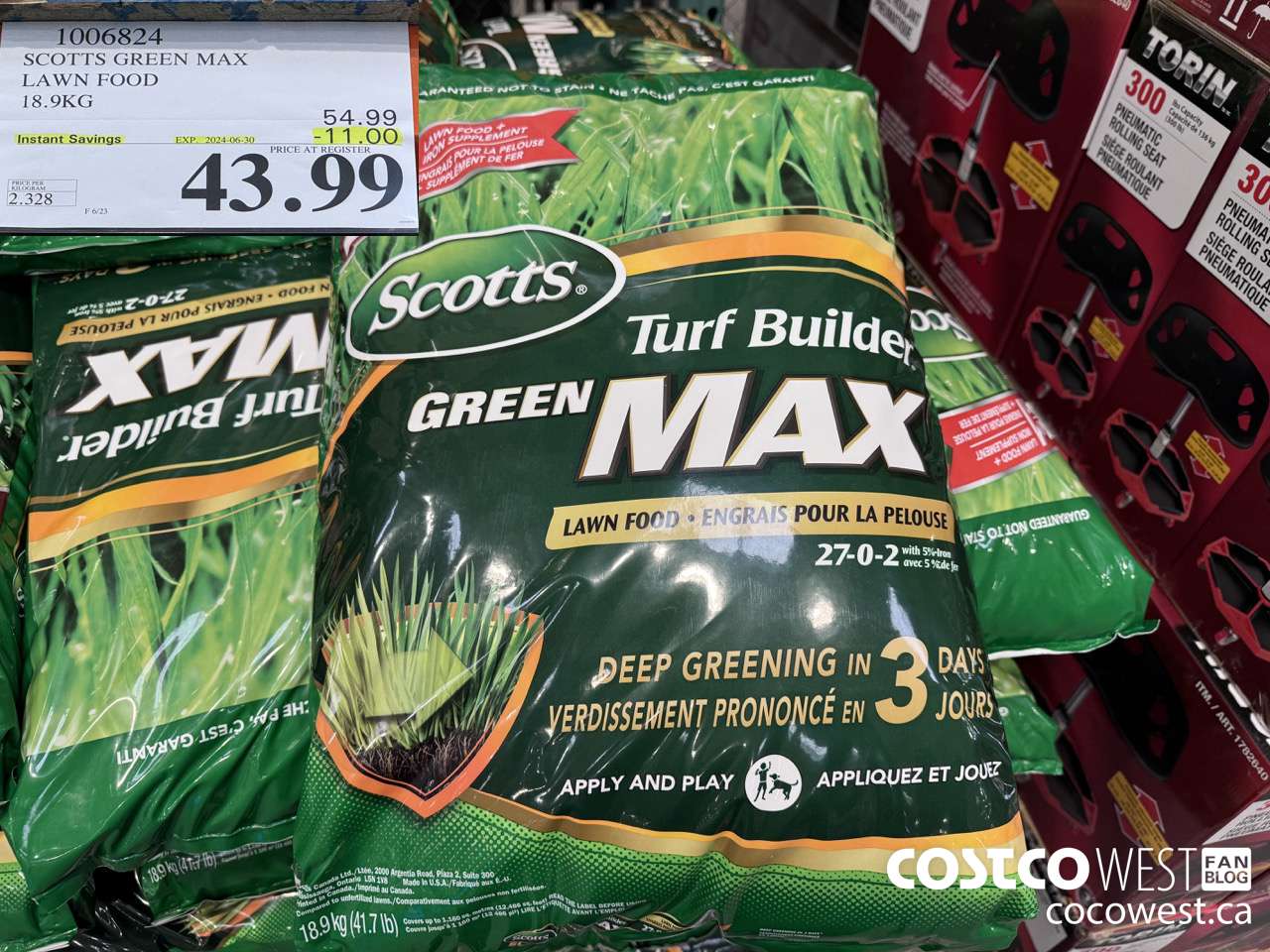 1006824 SCOTTS GREEN MAX LAWN FOOD 18.9KG ($11.00 INSTANT SAVINGS EXPIRES ON 2024-06-30) $43.99