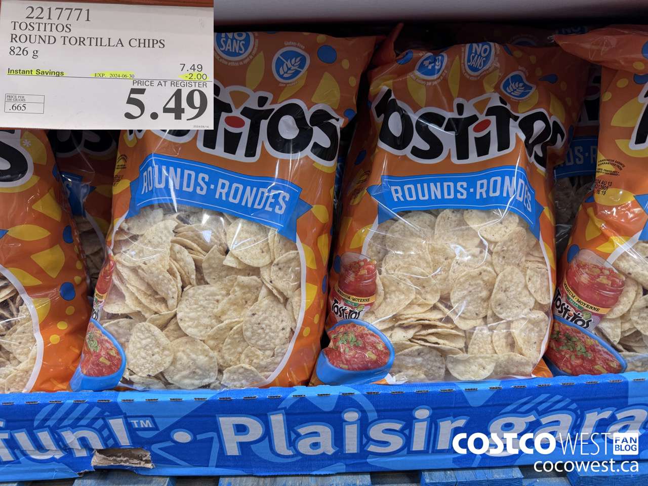2217771 TOSTITOS ROUND TORTILLA CHIPS 826 G ($2.00 INSTANT SAVINGS EXPIRES ON 2024-06-30) $5.49