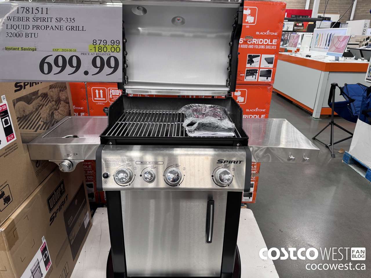 1781511 WEBER SPIRIT SP-335 LIQUID PROPANE GRILL 32000 BTU ($180.00 INSTANT SAVINGS EXPIRES ON 2024-06-16) $699.99