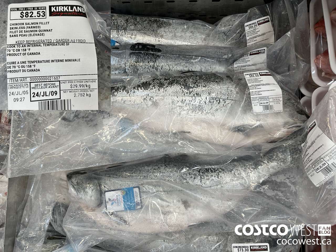 21607 CHINOOK SALMON FILLET SKINLESS (FARMED) $29.99