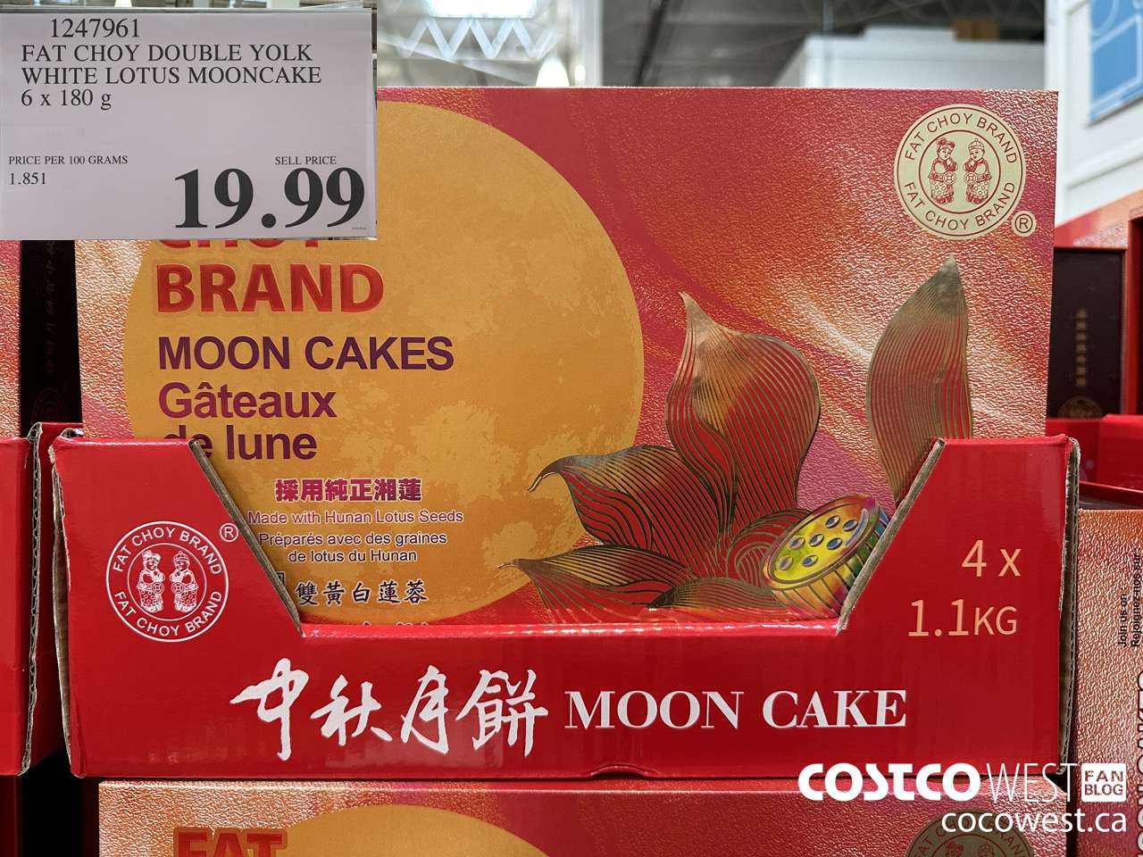 1247961 FAT CHOY DOUBLE YOLK WHITE LOTUS MOONCAKE 6 X 180G $19.99