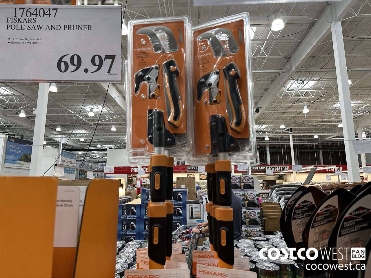 1764047 FISKARS POLE SAW AND PRUNER $69.97