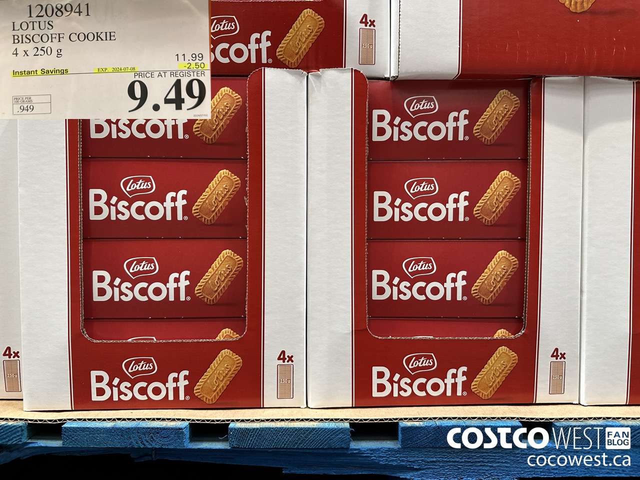 1208941 LOTUS BISCOFF COOKIE 4 x 250 g ($2.50 INSTANT SAVINGS EXPIRES ON 2024-07-08) $9.49