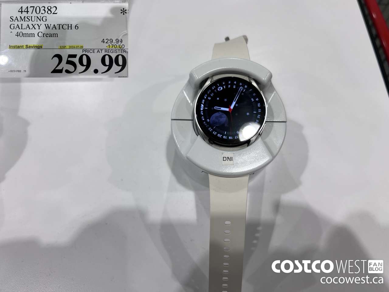 4470382 SAMSUNG GALAXY WATCH 6 40MM CREAM ($170.00 INSTANT SAVINGS EXPIRES ON 2024-07-09) $259.99