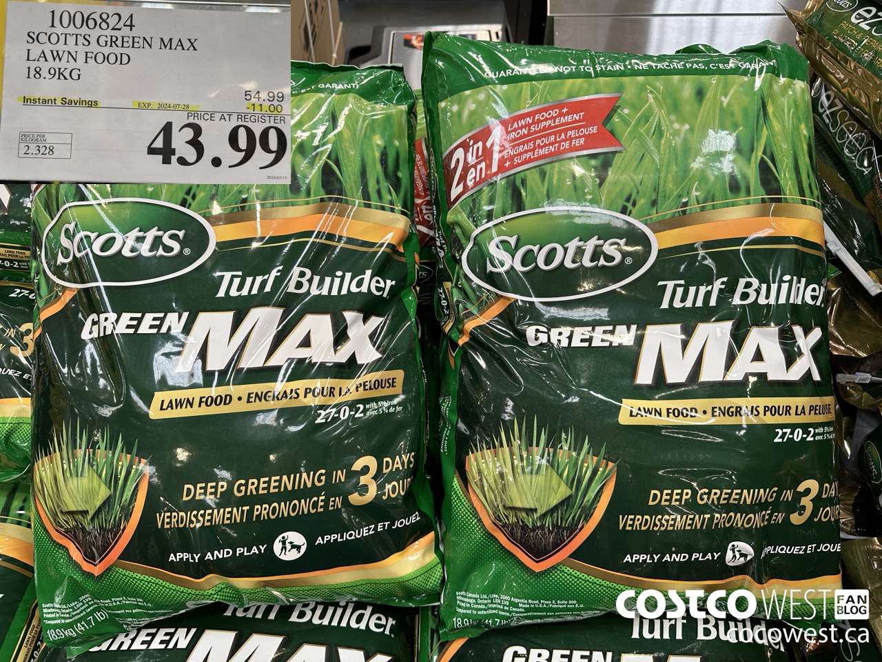 1006824 SCOTTS GREEN MAX LAWN FOOD 18.9KG ($11.00 INSTANT SAVINGS EXPIRES ON 2024-07-28) $43.99
