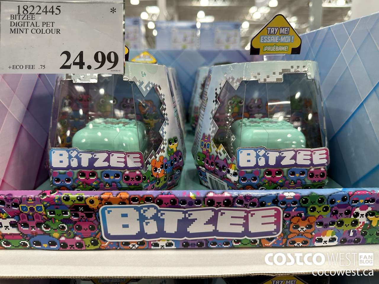 1822445 BITZEE DIGITAL PET MINT COLOUR $24.99