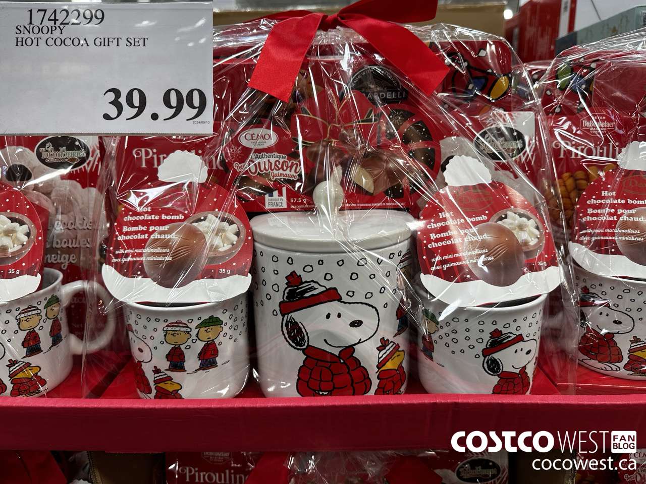 1742299 SNOOPY HOT COCOA GIFT SET $39.99