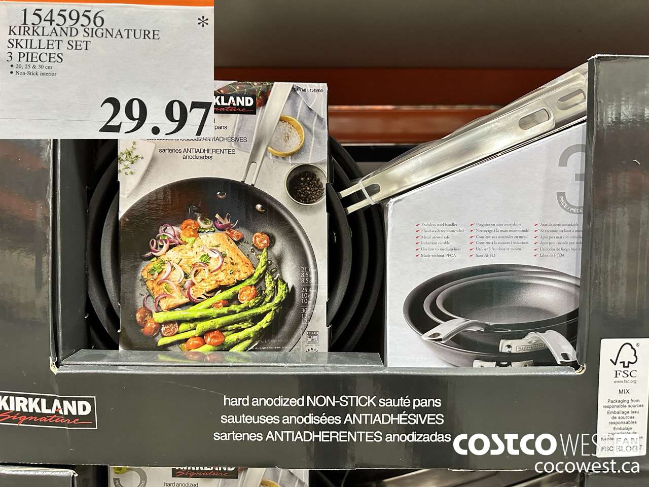 1545956 KIRKLAND SIGNATURE SKILLET SET 3 PIECES $29.97