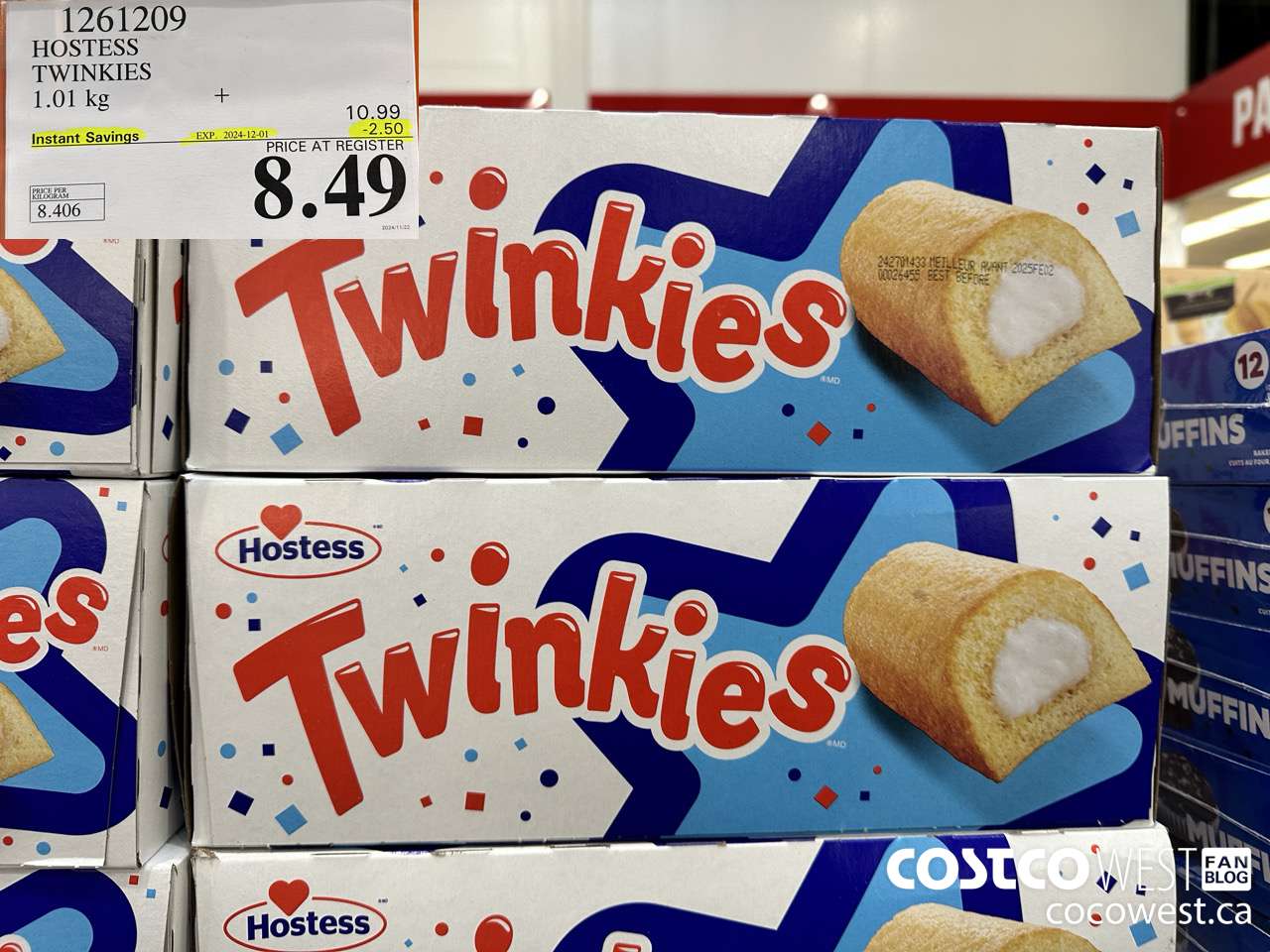 1261209 HOSTESS TWINKIES 1.01KG ($2.50 INSTANT SAVINGS EXPIRES ON 2024-12-01) $8.49