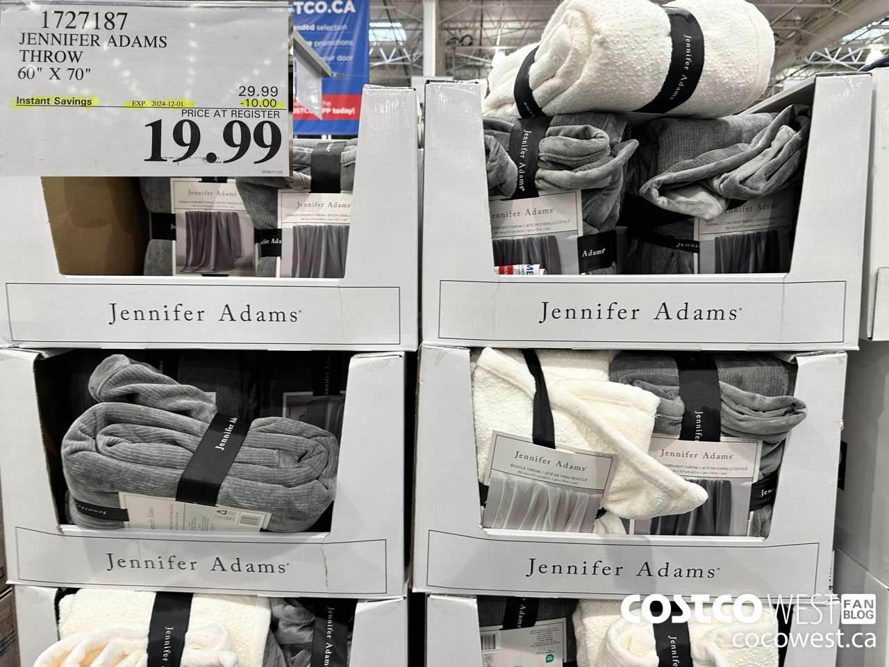 1727187 JANNIFER ADAMS THROW 60