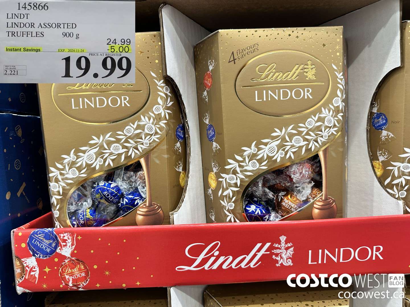 145866 LINDT LINDOR ASSORTED TRUFFLES 900g ($5.00 INSTANT SAVINGS EXPIRES ON 2024-11-24) $19.99